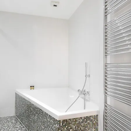 Le Cid Yourhosthelper Apartman Cannes